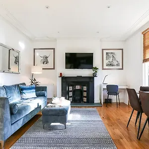 Newbridge Road, One Bedroom Bath